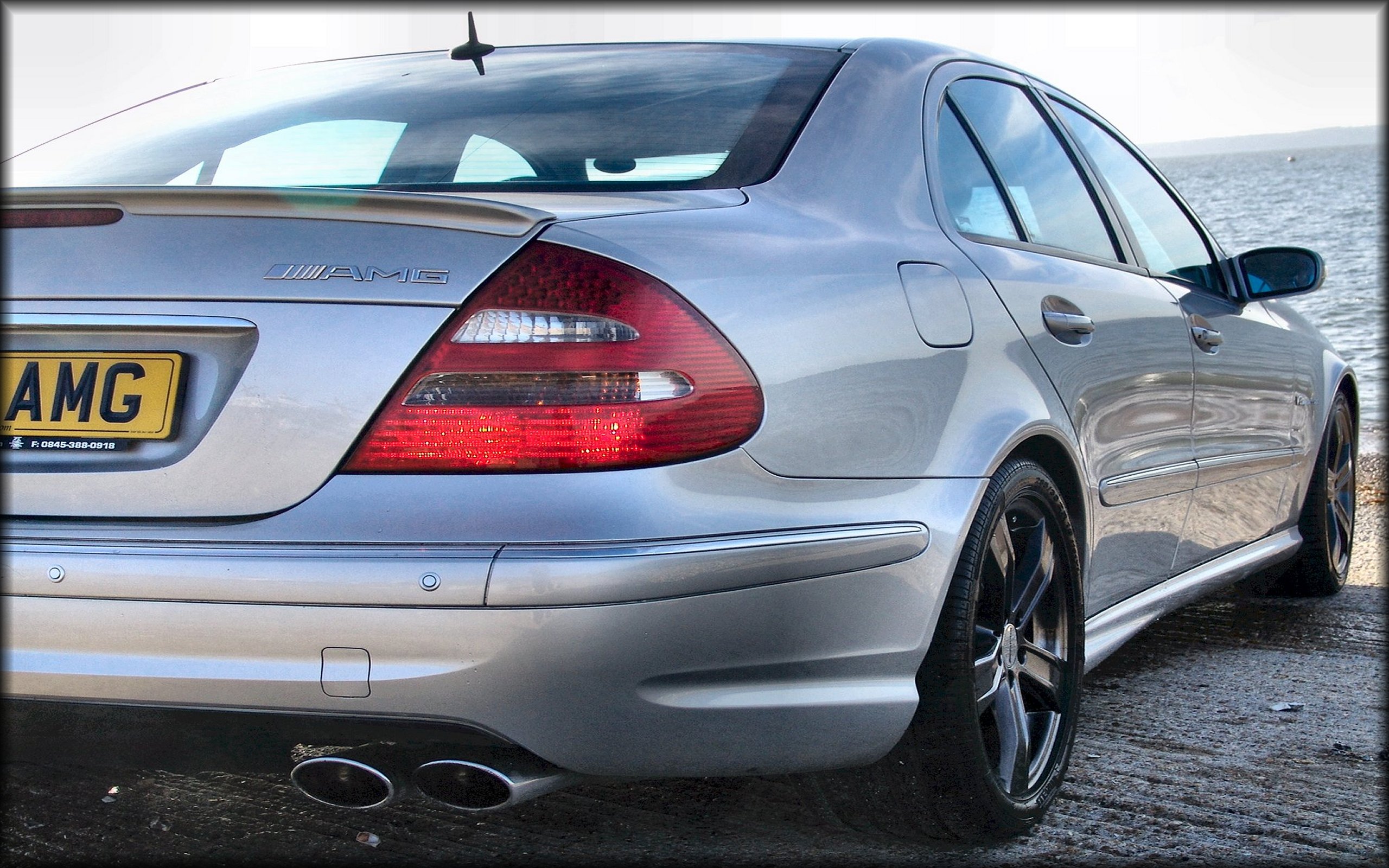 E55. Mercedes e55 AMG w211 Kompressor. W211 5.5 Kompressor. Mercedes-Benz e55 w211 Kompressor. E55 AMG v8 Kompressor 2006.